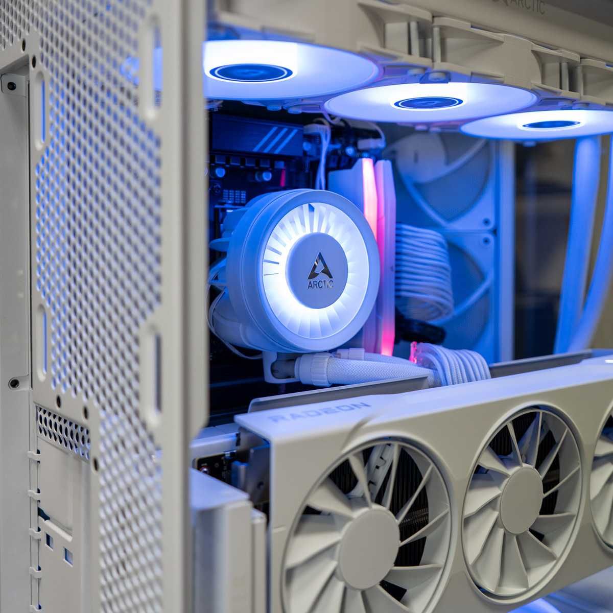 Nowy Komputer Gamingowy Ryzen7 7800X3D/RX9070/32GB DDR5/1TB/FV23%/RATY