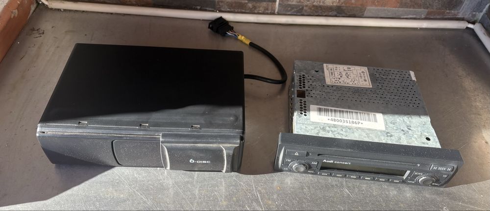 Radio + caixa Cds Original Audi TT MK1