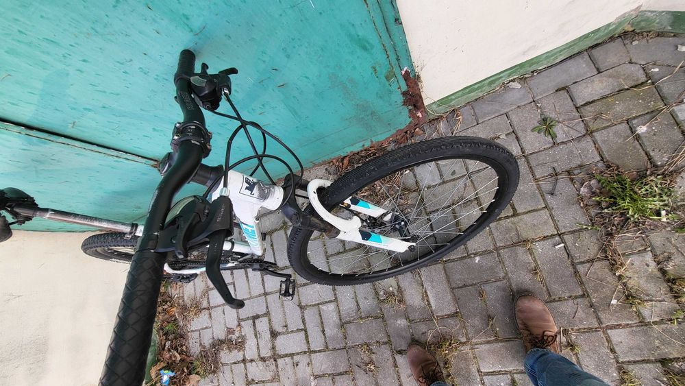 rower ROMET rama alu 17,3 cala MTB 26 , biały, koła 26", amortyzator