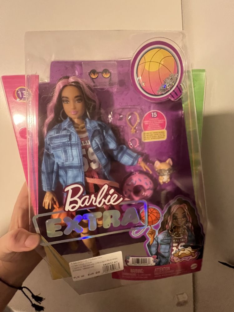 Lalka Barbie Extra