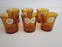 Copos castanhos "Duralex"
