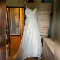 Suknia ślubna sukienka z trenem księżniczka S