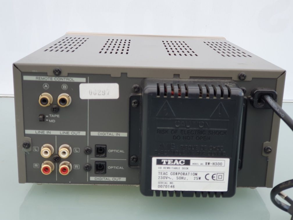 TEAC RW-H300 nagrywarka audio CD RW
