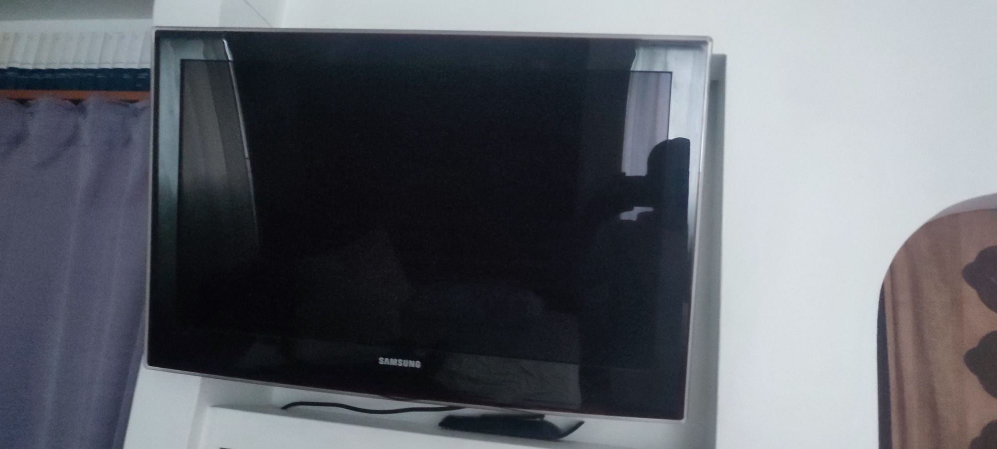 Televisão samsung led tv serie 6