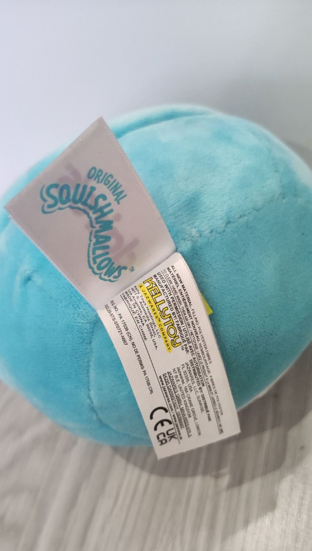 Maskotka pingwinek Toxedo Sam squishmallows Sanrio Hello Kitty&Friends