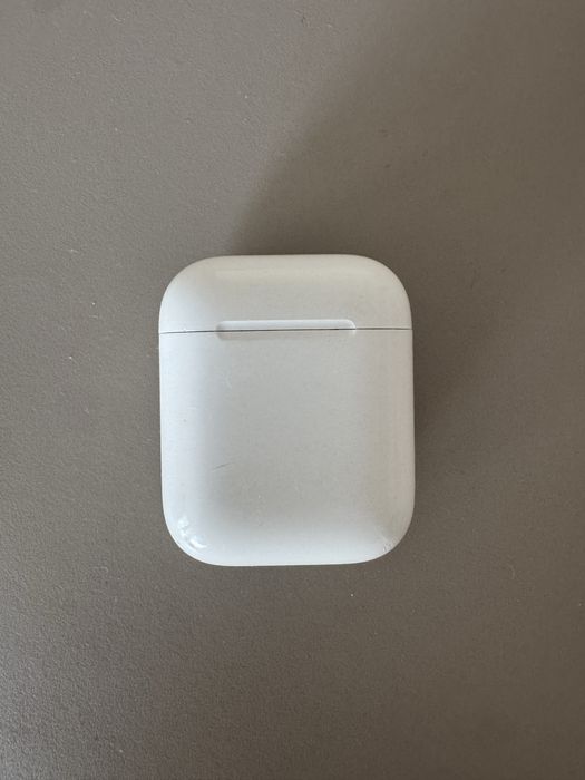 Продам наушники Original Airpods 2 а2031