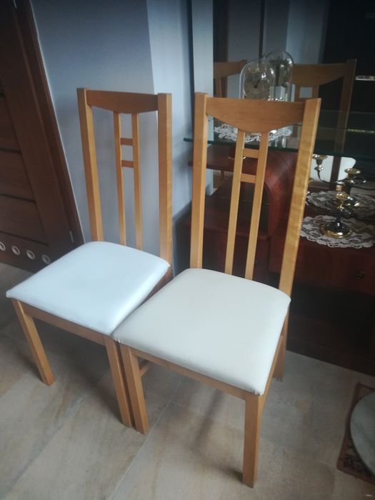 Krzesła drewniane 2 szt.
