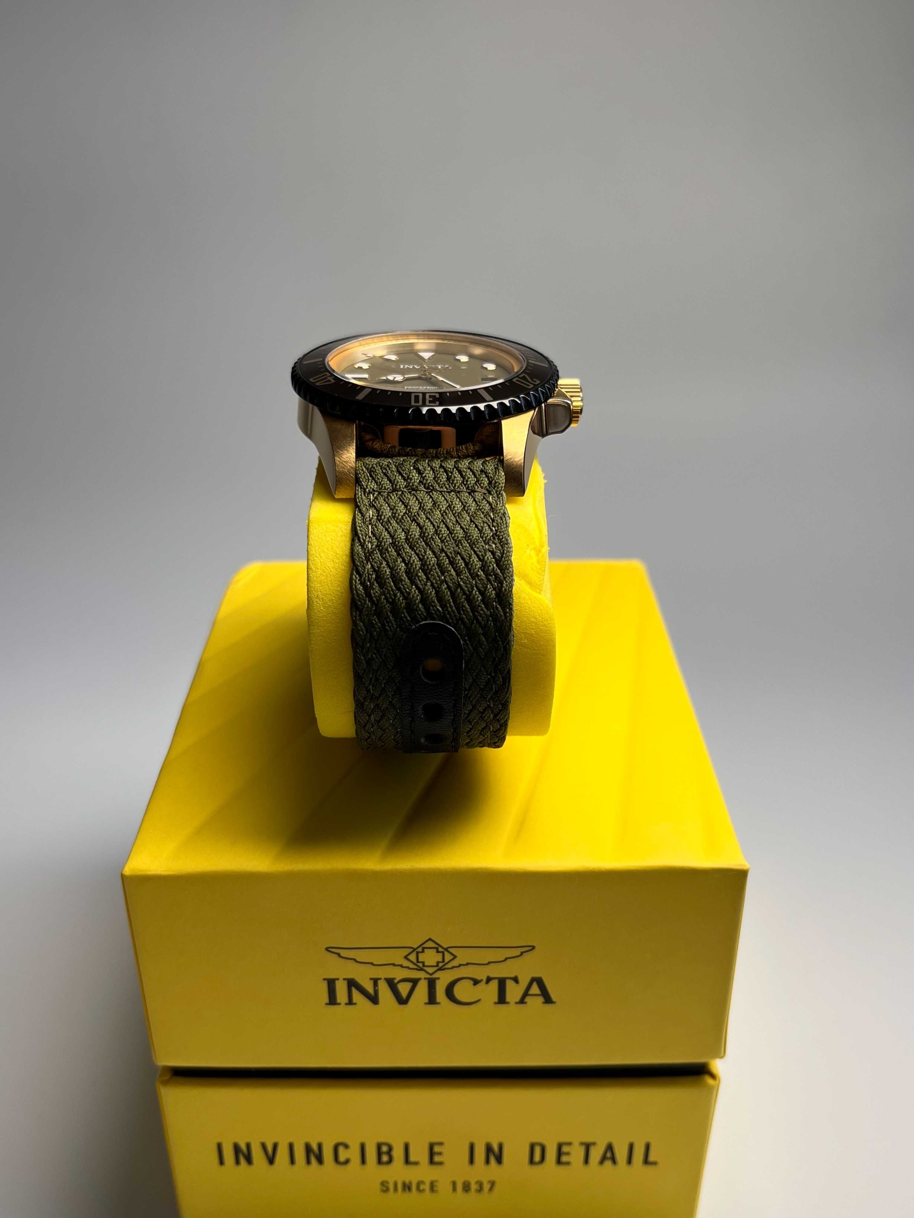 годинник Invicta 38240 Pro Diver, інвікта дайв, инвикта часы Ø44мм