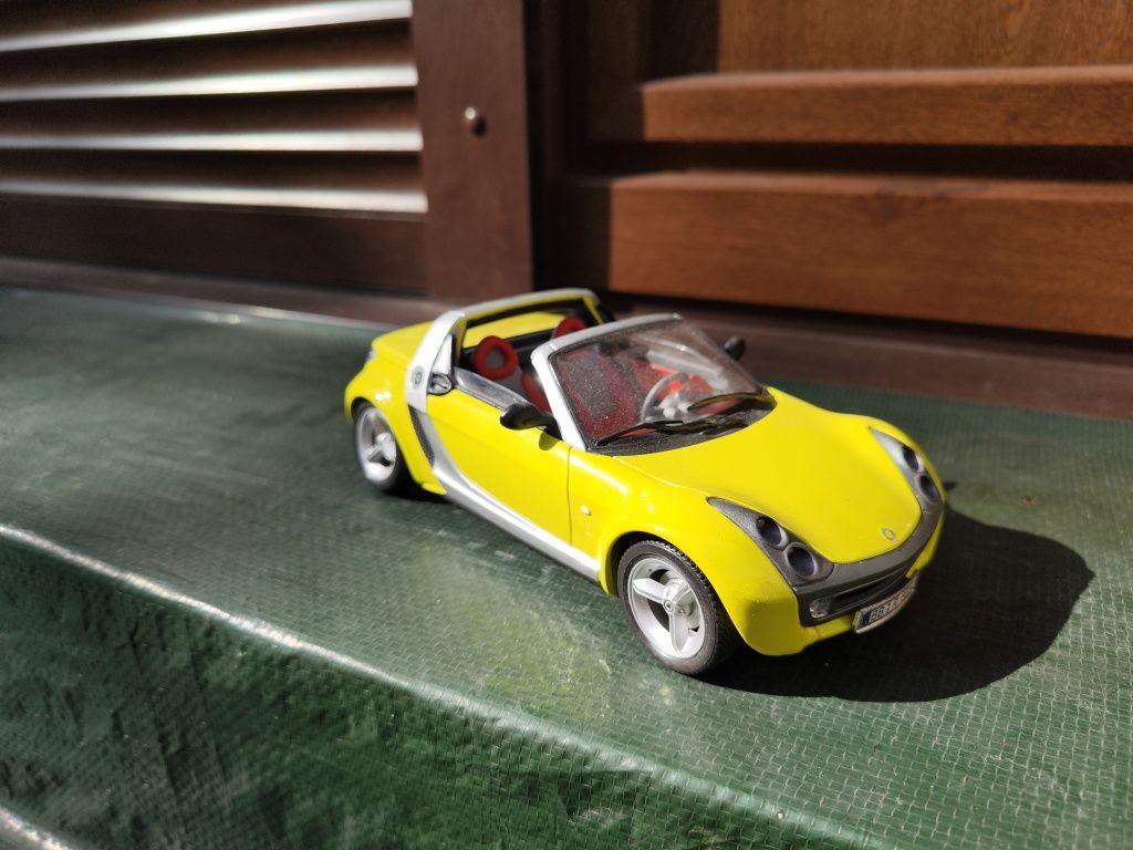 Smart 1:18 burrago