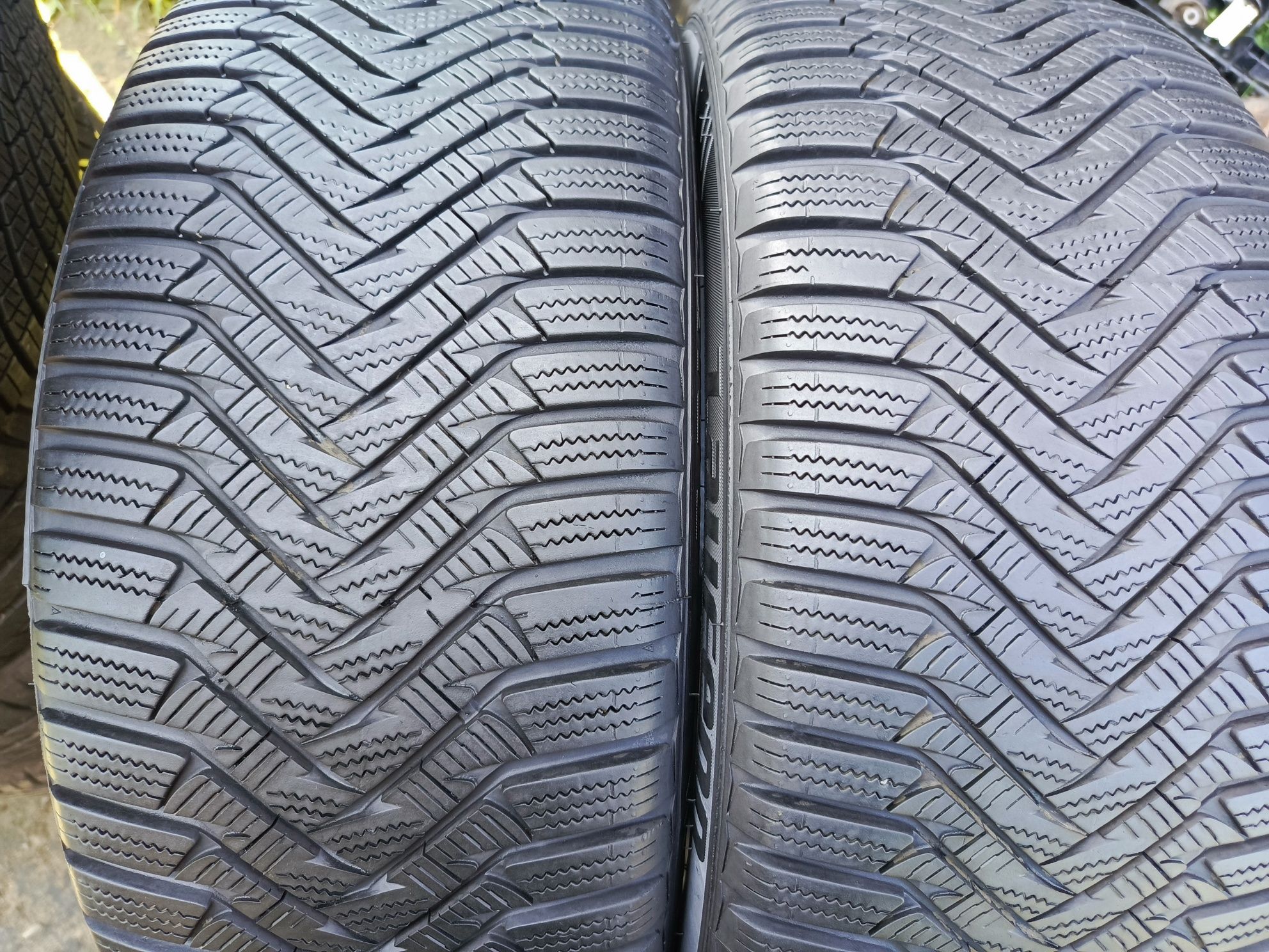 Sprzedam bardzo ładne opony 225/45 r17