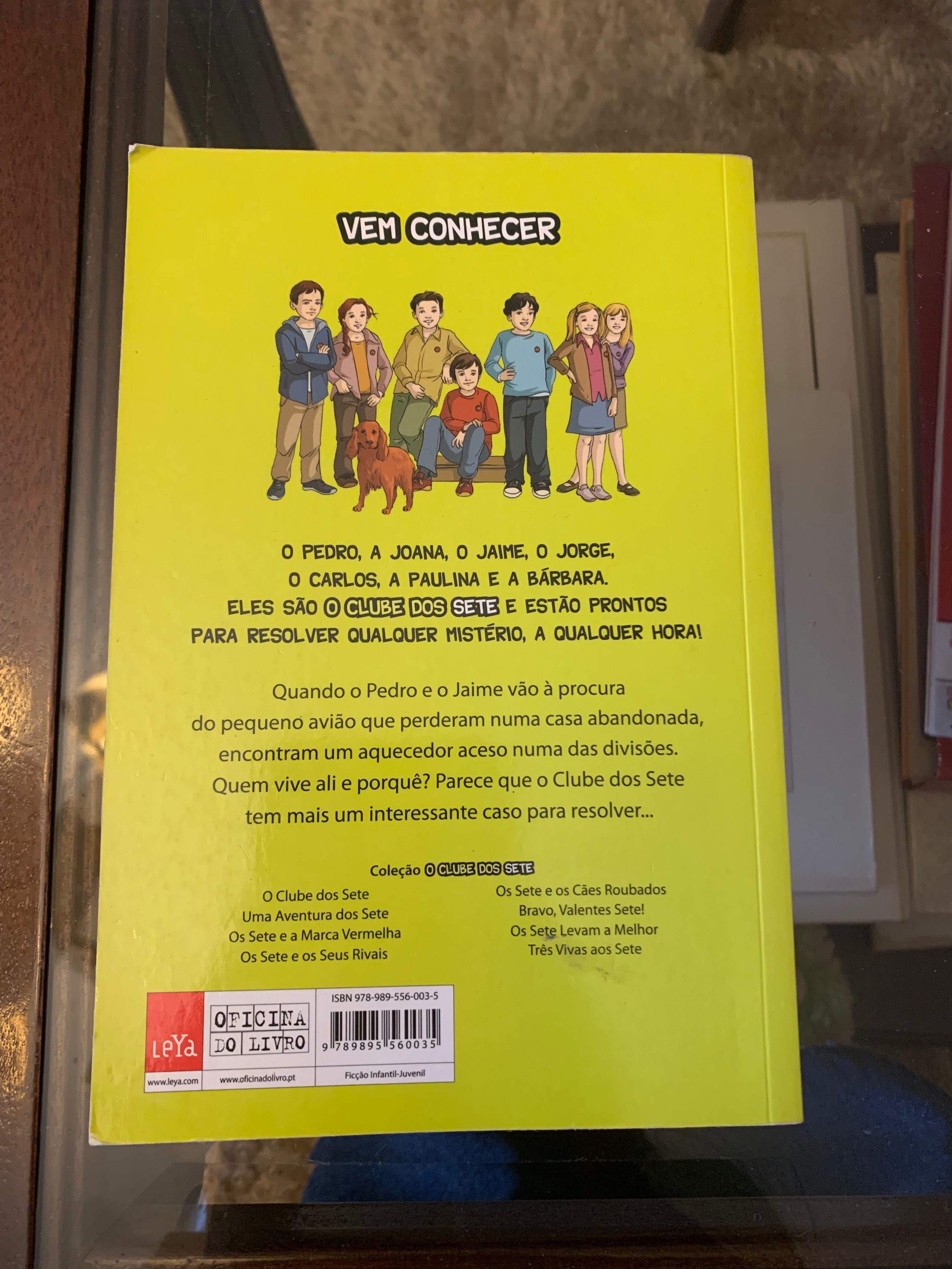 Livro Três Vivas aos Sete