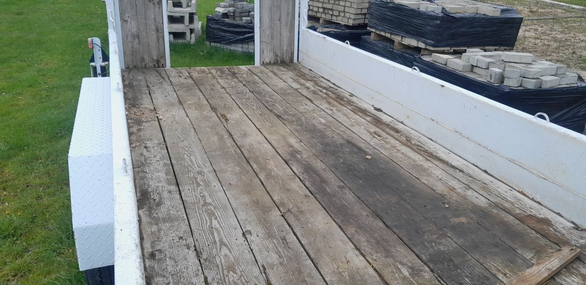 Przyczepa laweta pod minikoparke i maszyny budowlane