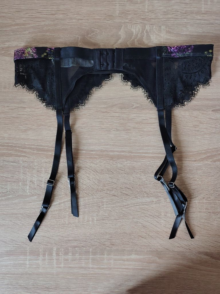 Жіночий поясок.Hunkemoller.