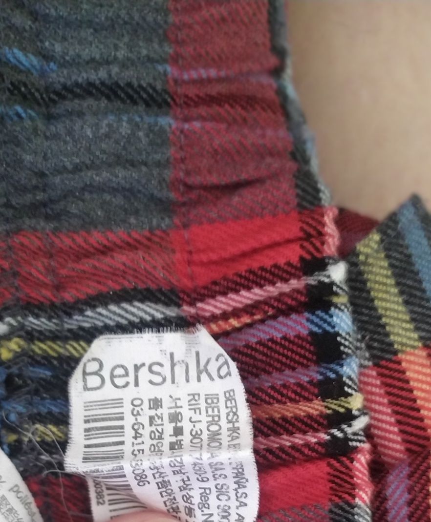 Bershka spodnie w szkocką kratę rozmiar 38