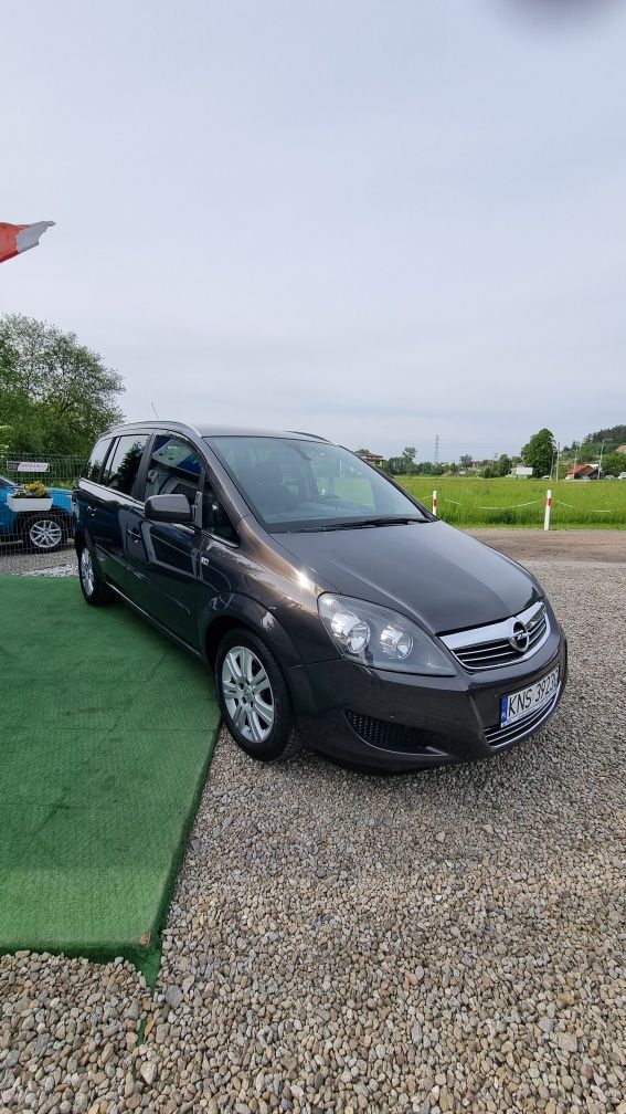 Opel  Zafira 1.7 cdti  7-foteli  2012 rok