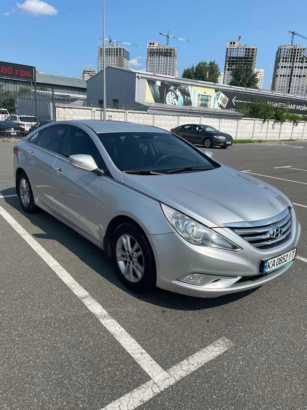 Аренда HYUNDAI SONATA в таксі і не тільки