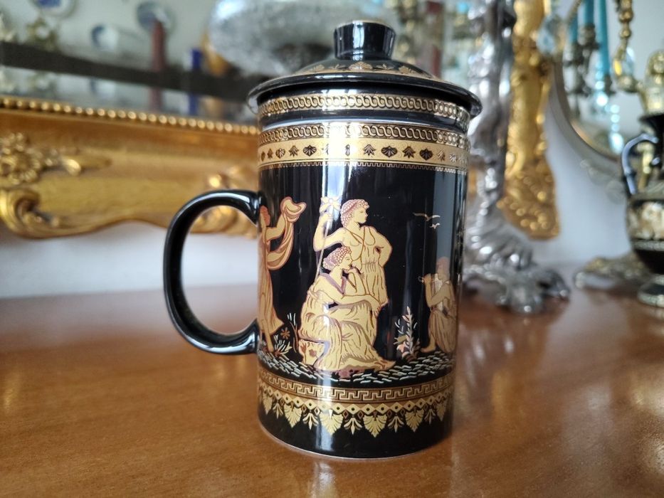 Elegancki kubek z zaparzaczem porcelana