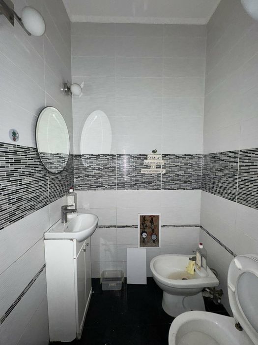 Оренда з грудня ~ приміщення 39 м² ~ Ахматова 32/18