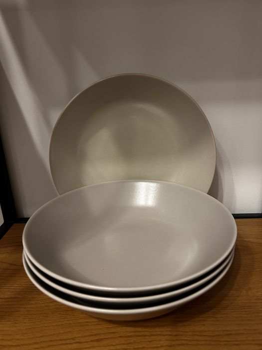 Zastawa stołowa Färgklar ikea (niepełny zestaw)