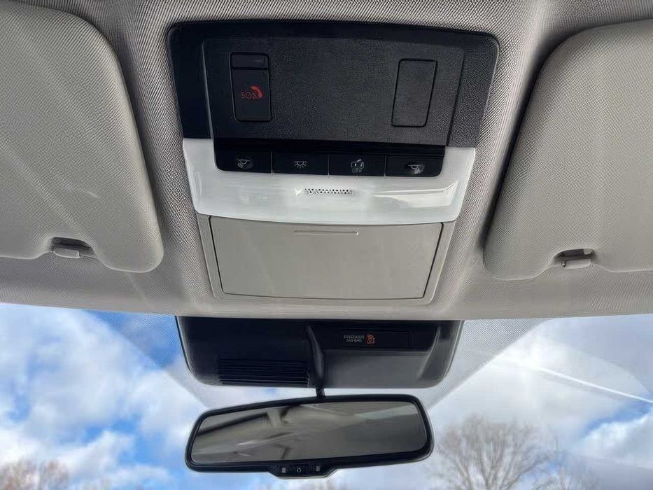 Mitsubishi Outlander Hybrid Plug-in      2023