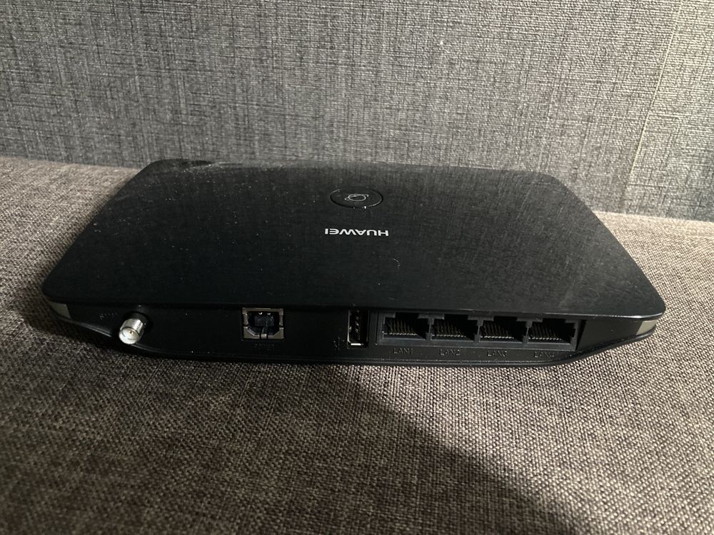 Bezprzewodowy router HUAWEI B683 3G HSPA+ nieużywany w pudełku