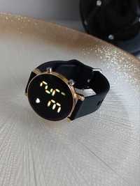 Piękny zegarek LED Kurren na silikonowym pasku
