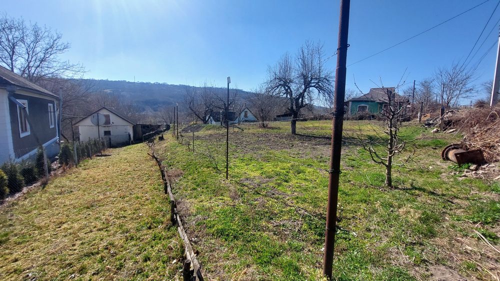 Продам 10 соток. Вул.Острівська,388.