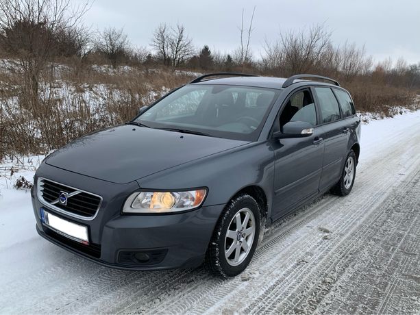 Volvo V50 1,6 HDI 2009/2010r Bardzo ładne!!