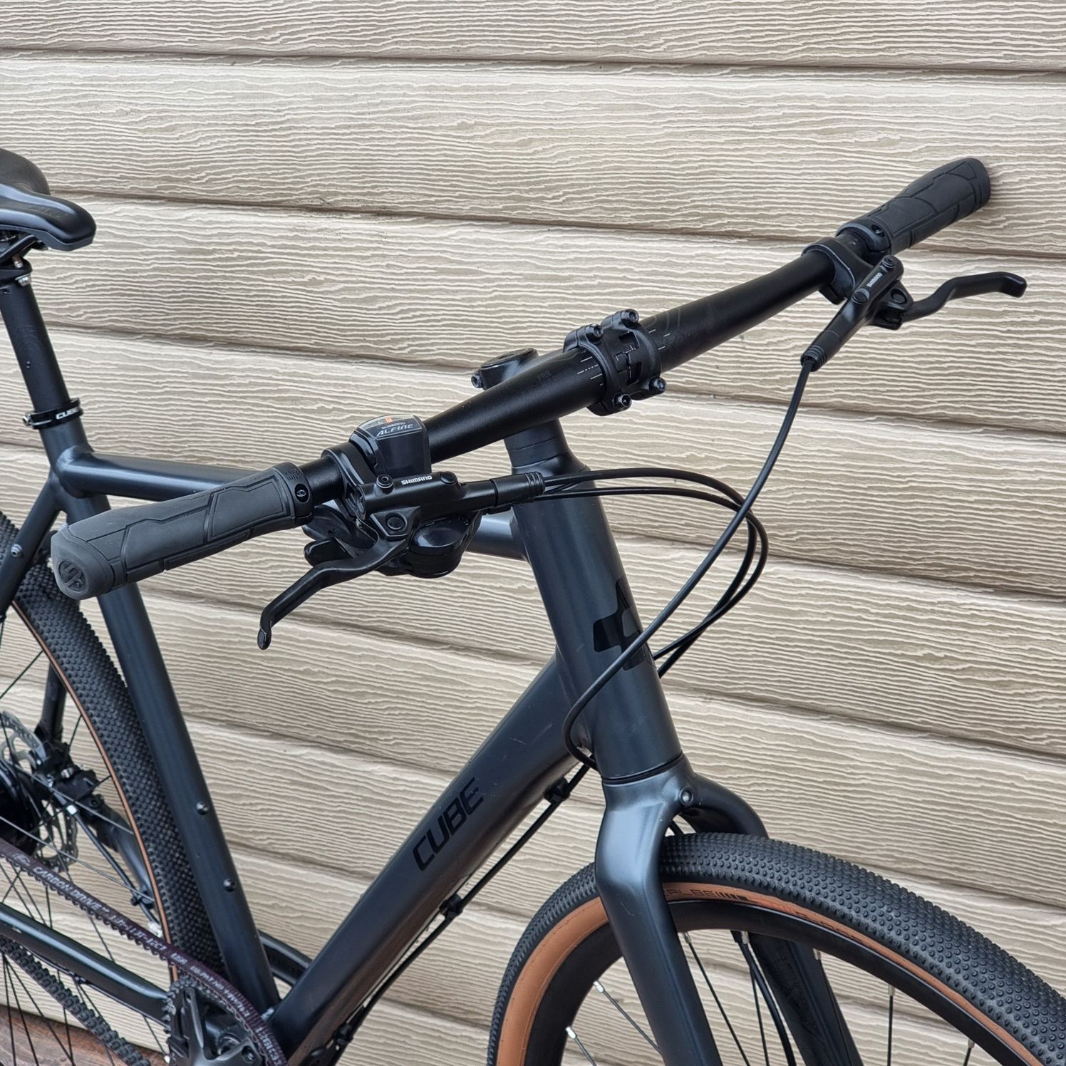 28 Cube Hyde Race 2021 Shimano ALFINE-8. Ремінь CARBON GATES. DISC