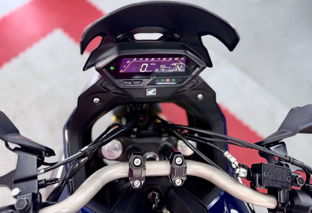 новий мотоцикл Honda CB200X ABS 2024р тільки з Японії є доставка