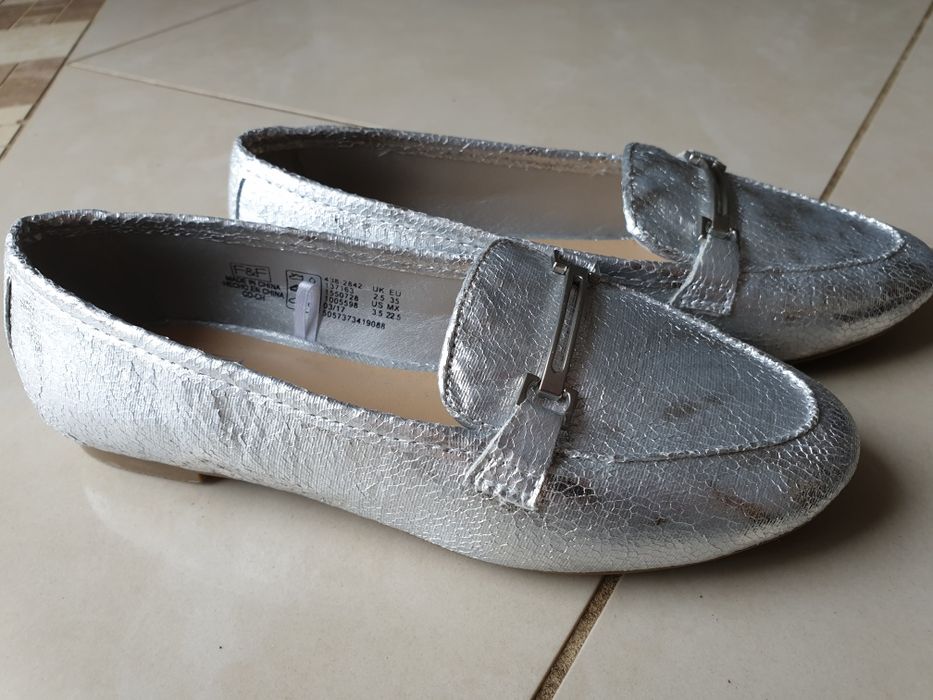 Pantofelki baletki balerinki eleganckie r.31 beż-szare skóra st dobry+