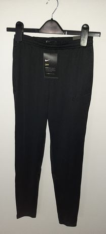 Spodnie dla dzieci Nike dri-FIT junior czarne rozmiar L 147-158 cm