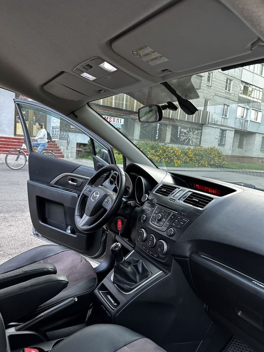 Продам Mazda 5 (мінівен )