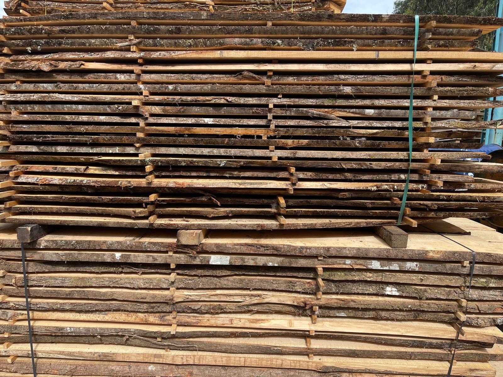 Vendo paletes de madeira de castanho