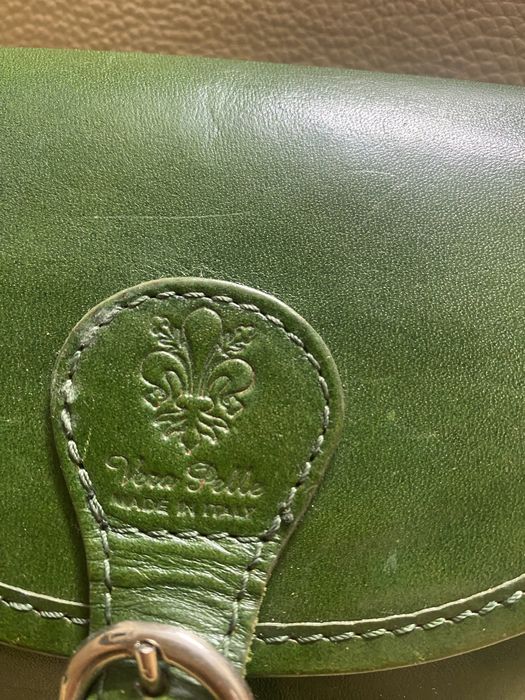 Маленька шкіряна сумка