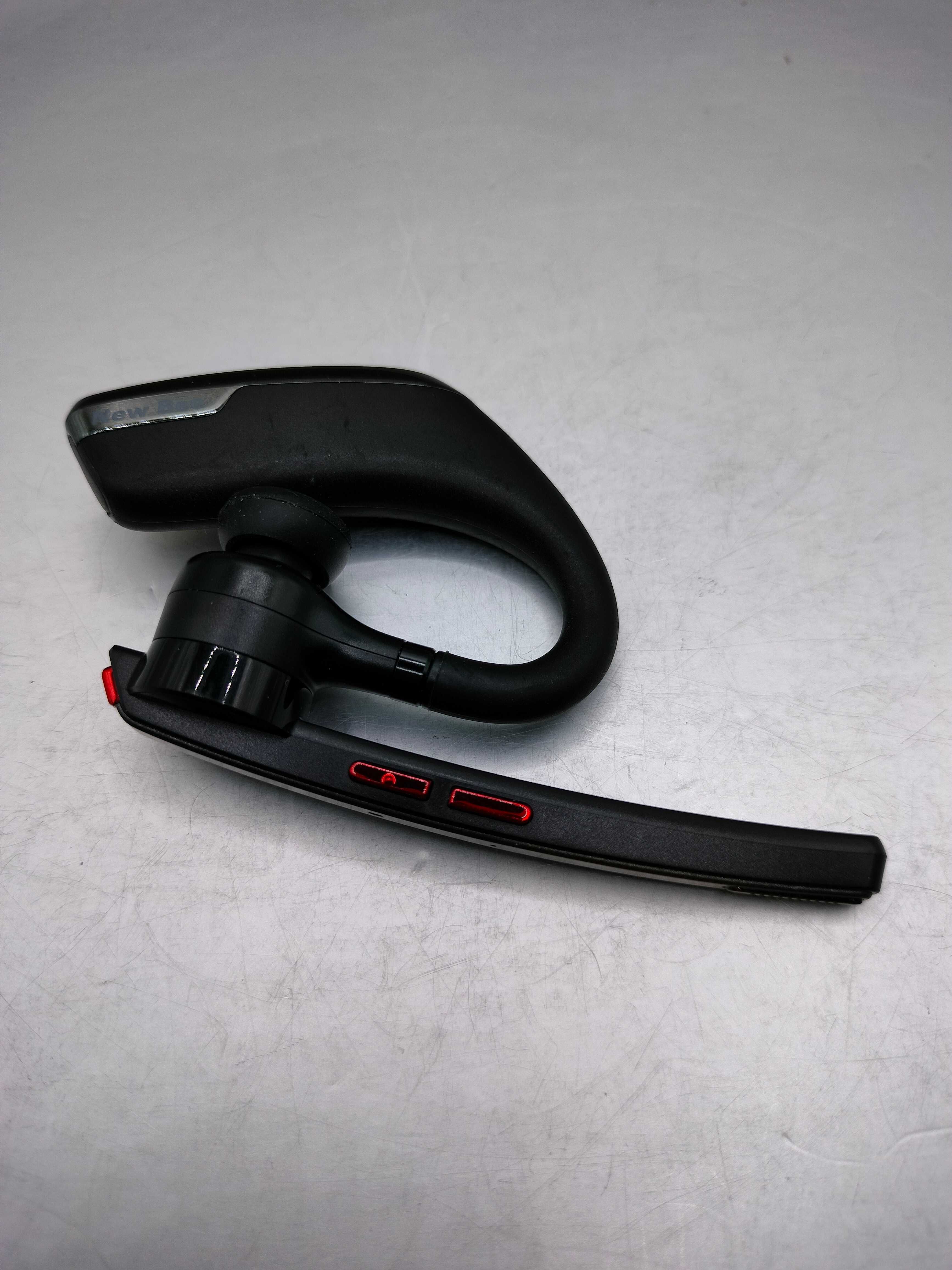 Bezprzewodowa słuchawka do ucha New Bee  M51 bluetooth 5.2 czarna