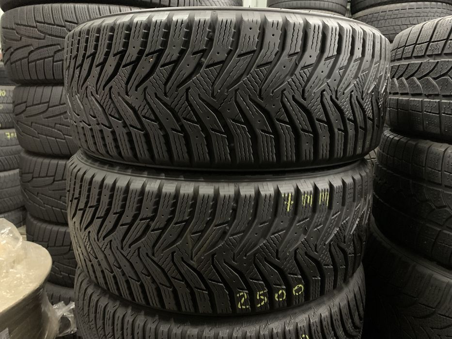 Зимние шины 205/45 R17 Marshal (Kumho) Wi31 резина