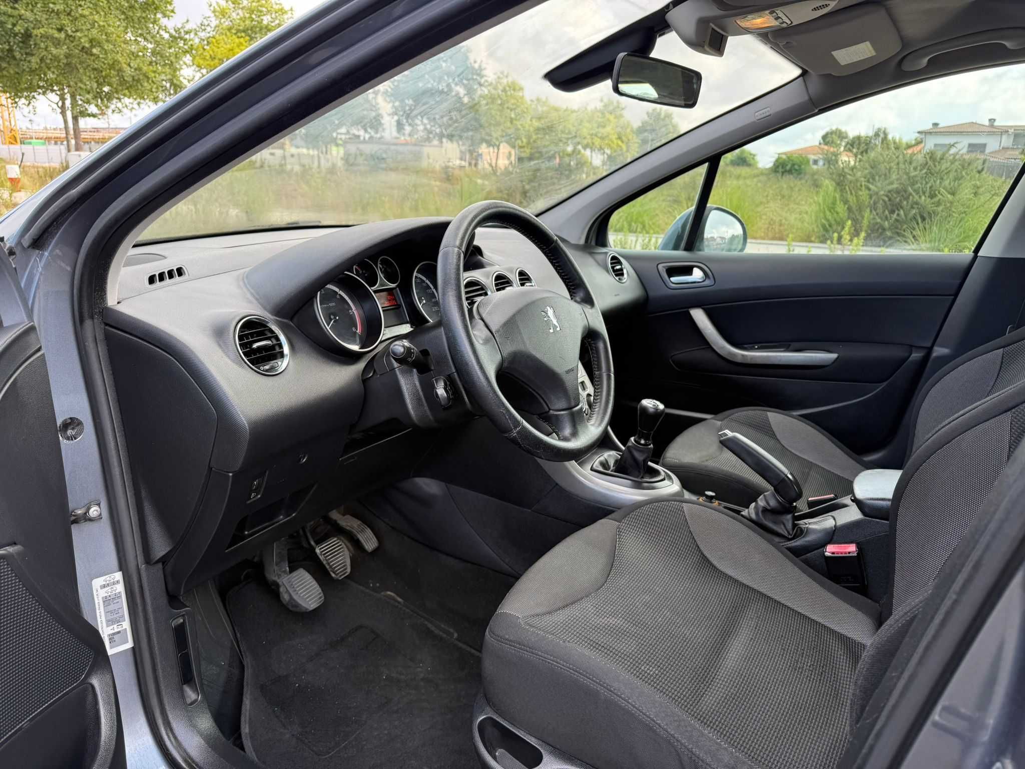 PEUGEOT 308 1.6 HDI