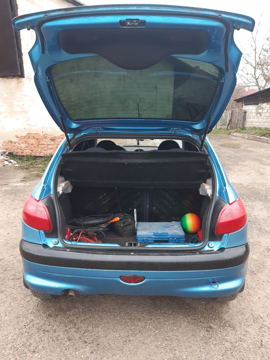 Peugeot 206.Пежо 206.Авто