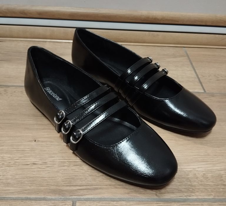 Graceland baleriny z paseczkami 36