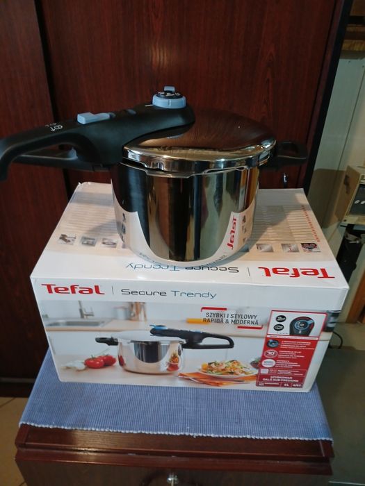 Szybkowar Tefal 6 l pojemności komis Kazimierza Wielka