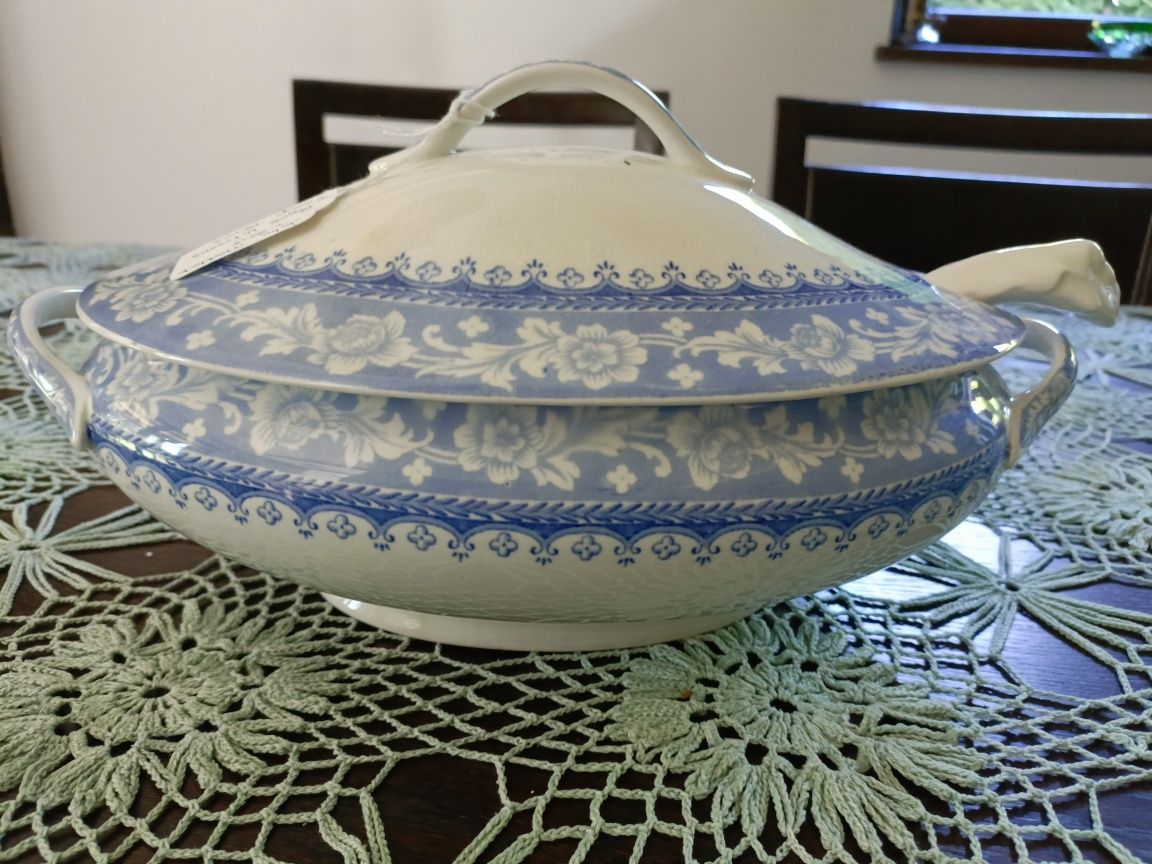 Angielska waza porcelanowa