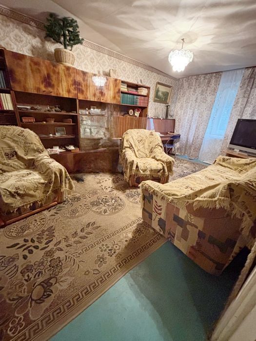 Терміново!!!Продається 2 кім , дендропарк, 19 школа