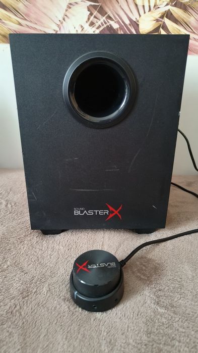 Bardzo mocny głośnik komputerowy subwoofer Creative Sound blaster X M