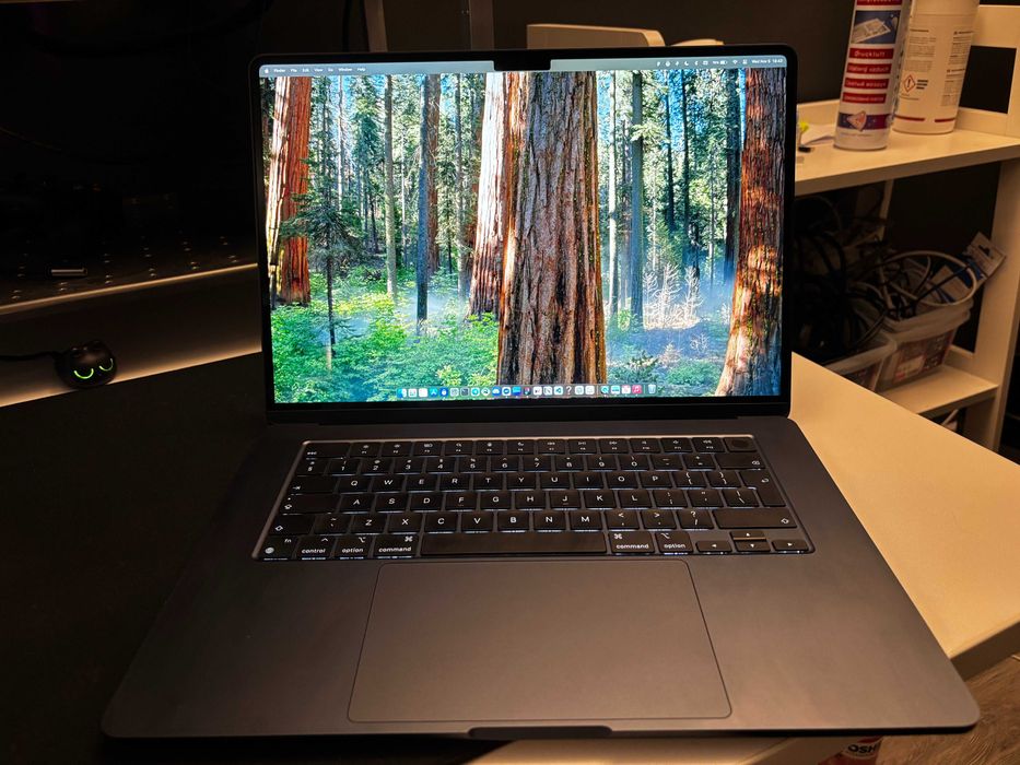 MacBook Air M2 15 cali 16GB RAM / 256GB SSD – kolor Północ (Midnight)