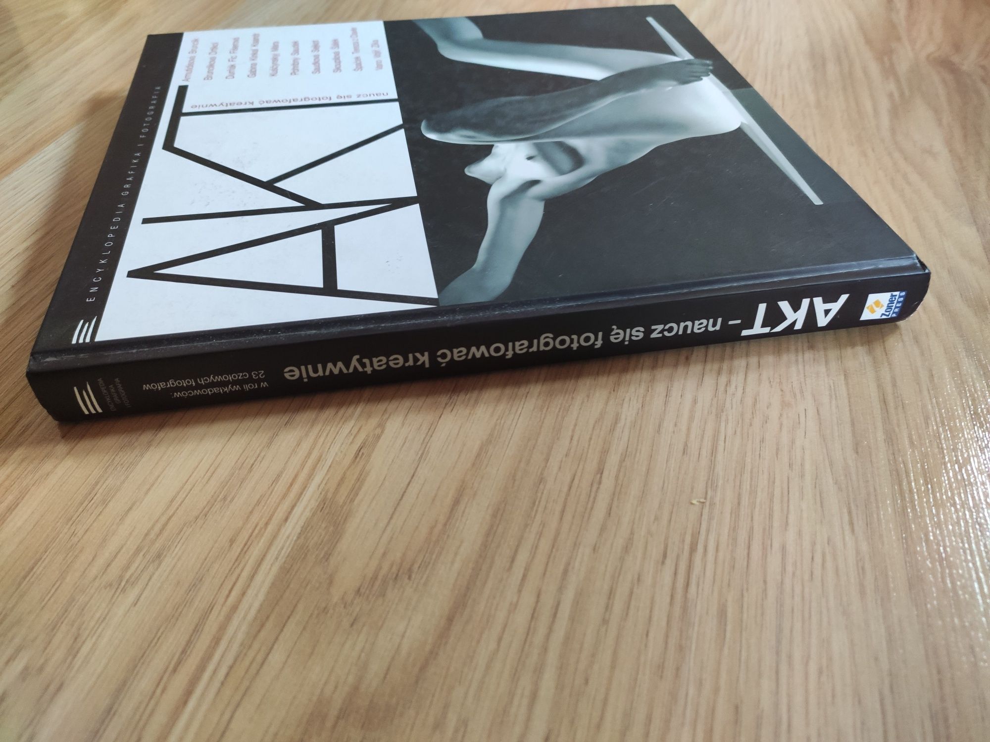 Akt. Naucz się fotografować kreatywnie
