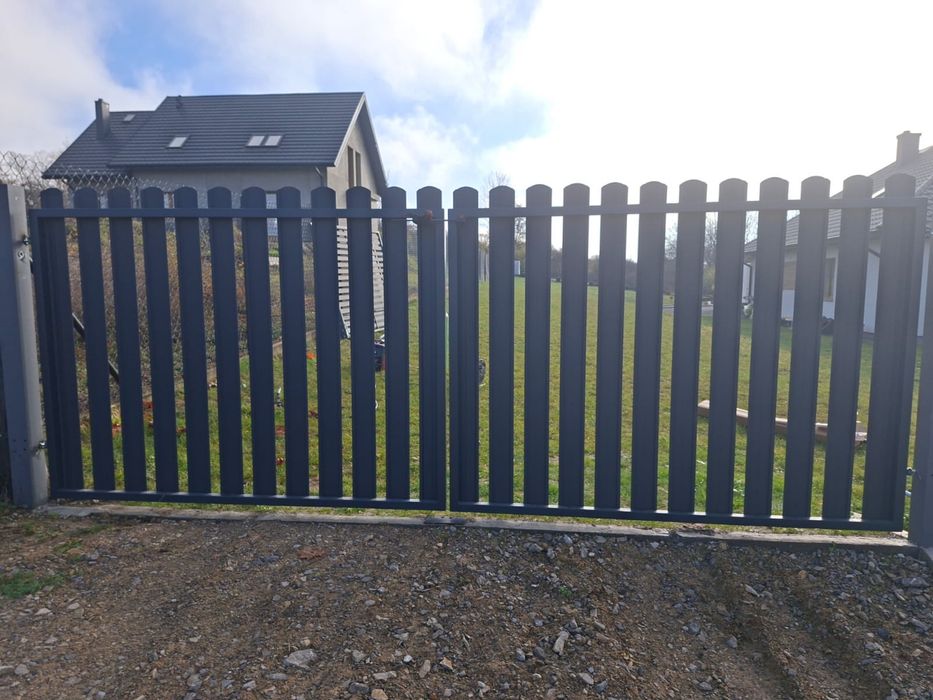 Brama dwuskrzydłowa wjazdowa/przesuwna/na wymiar