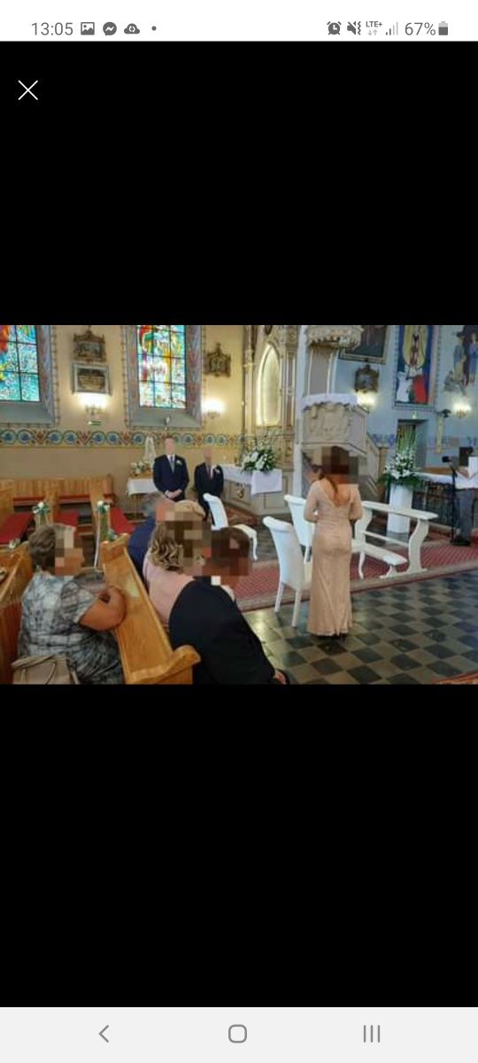 Bialy dywan klęcznik białe uroczyste krzesła na ślub do kościoła