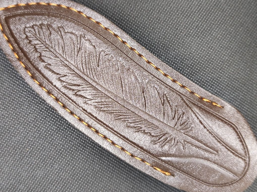 Faca Feather Nova