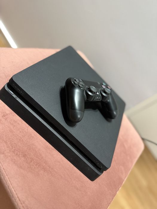 Consola PS4 Slim